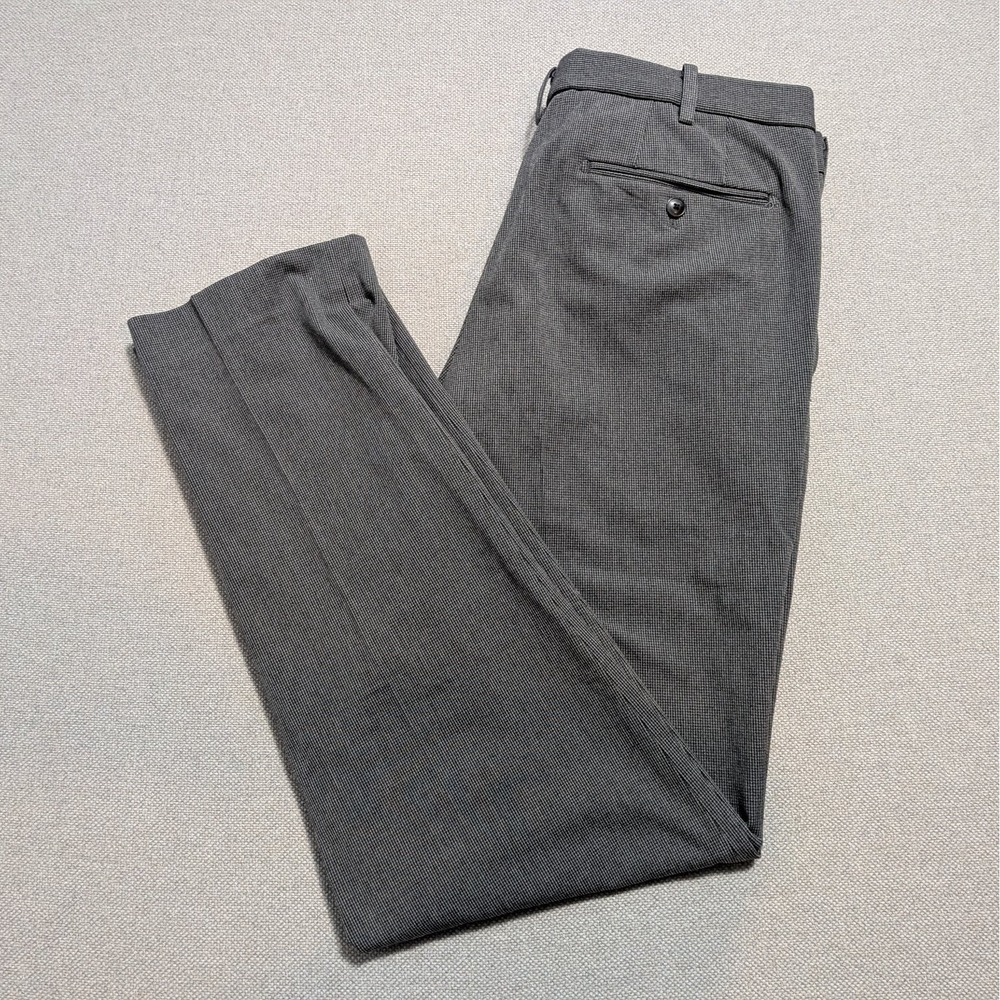 Uniqlo Heattech Dress Pants Mens 36x34 Gray Flat Front Stretch Warm Lined